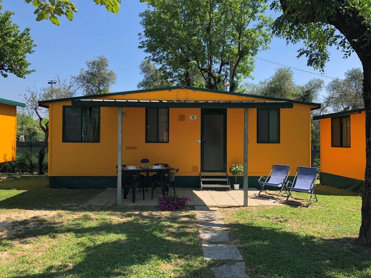 Sereno Camping Holiday Moniga del Garda Bagian luar foto