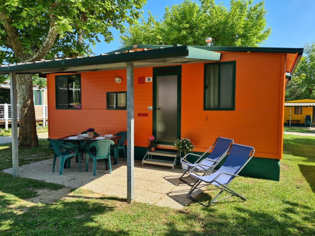 Sereno Camping Holiday Moniga del Garda Bagian luar foto