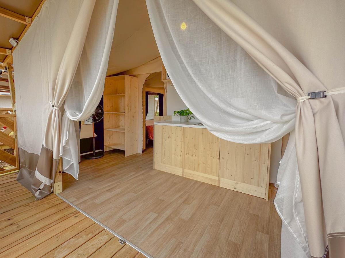 Sereno Camping Holiday Moniga del Garda Bagian luar foto