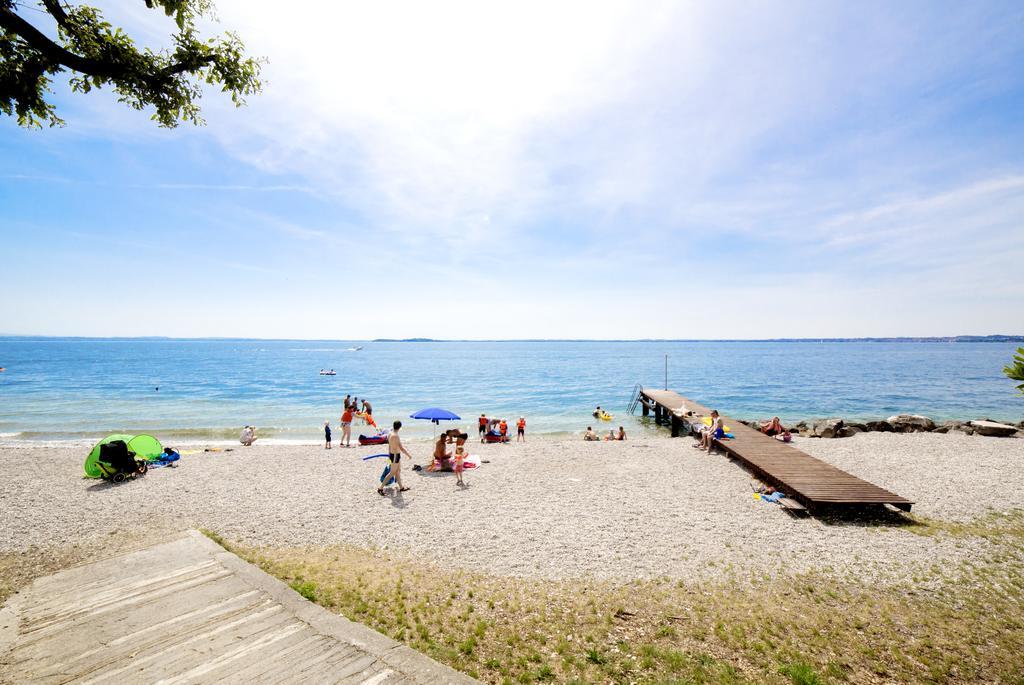 Sereno Camping Holiday Moniga del Garda Bagian luar foto